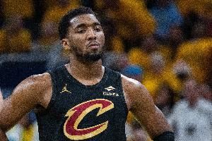 还是稳！米切尔16投8中砍下22分6篮板4助攻3抢断1盖帽